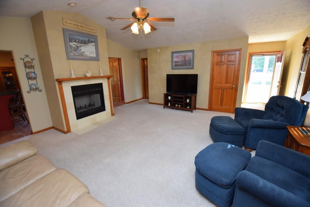 6222 Red Fox Road Pendleton, IN 46064 - Photo 8 of 28