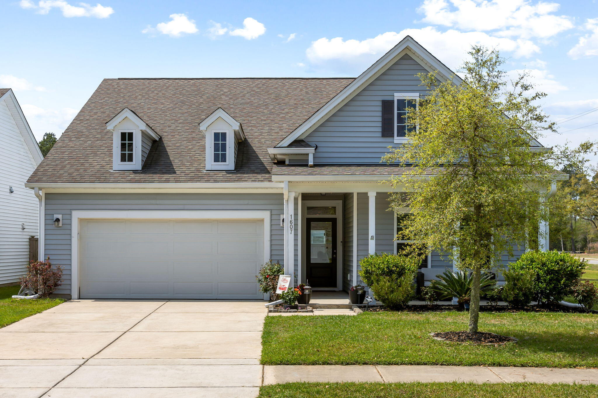 1607 Shady Pine Road Charleston, SC 29414 - Photo 1 of 27 Gallery Image 1
