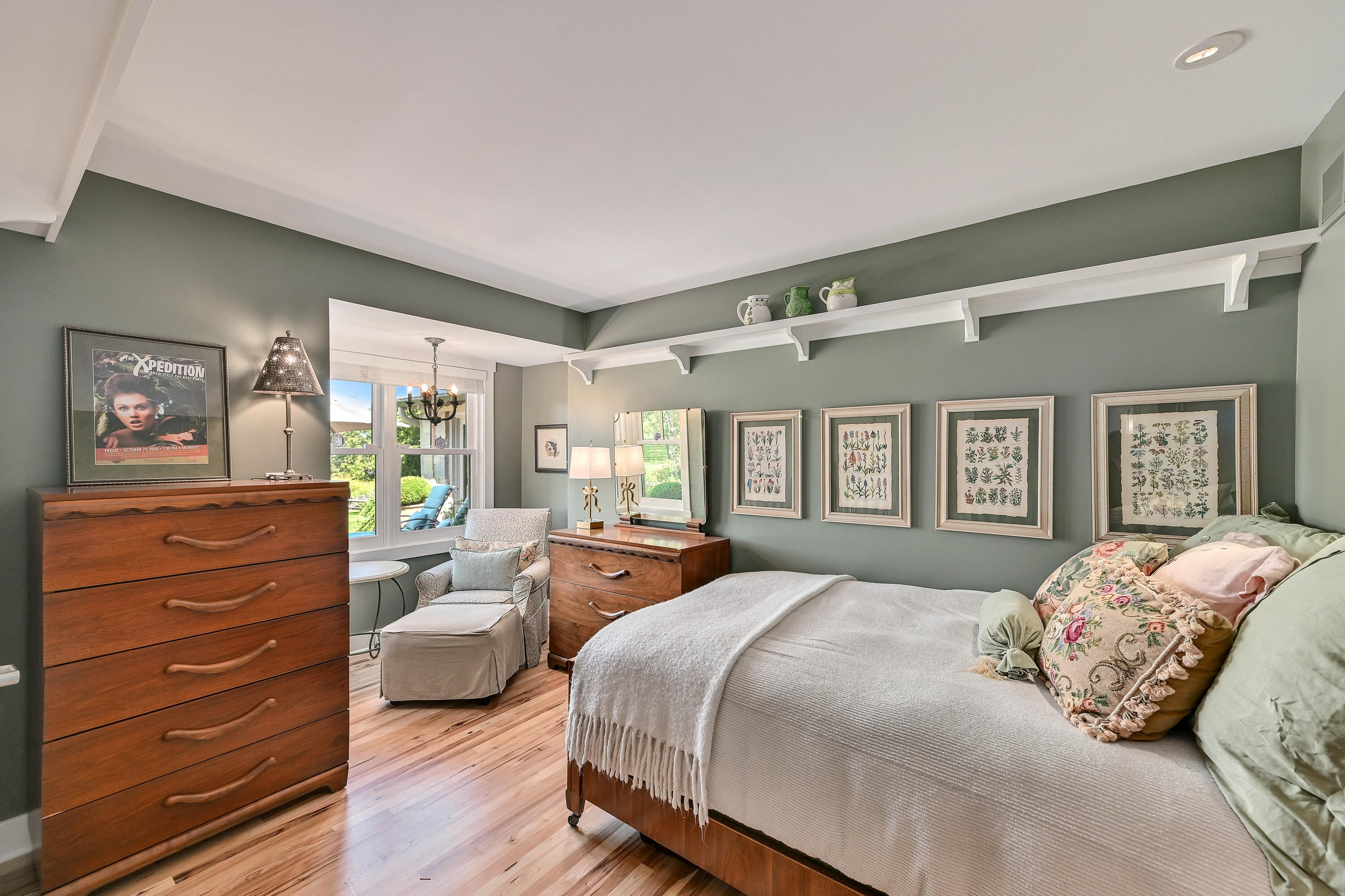 3200 West Bonniwell Road Mequon, WI 53097 - Photo 18 of 77 Bedroom 1, first floor