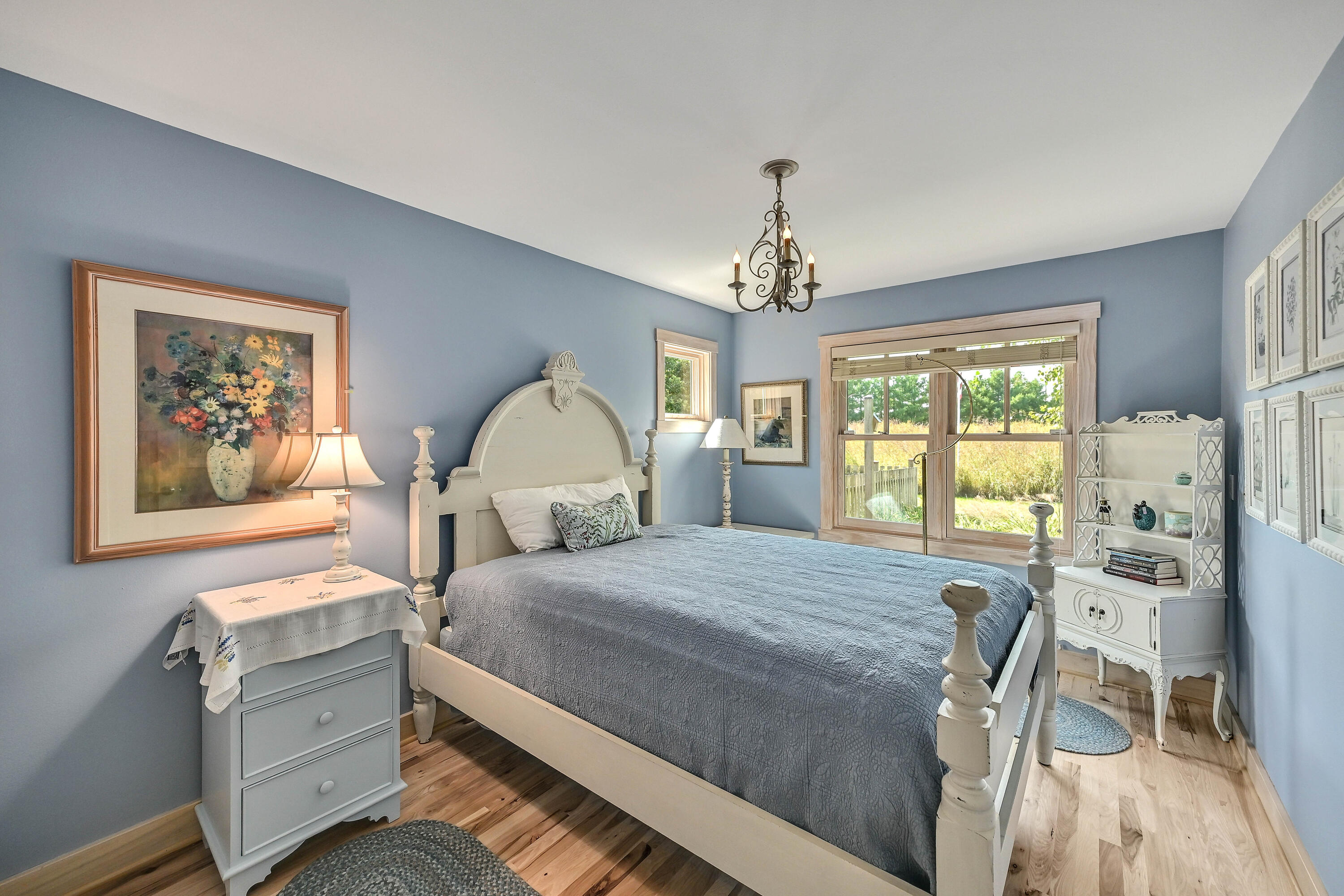 3200 West Bonniwell Road Mequon, WI 53097 - Photo 19 of 77 Bedroom 2, first floor