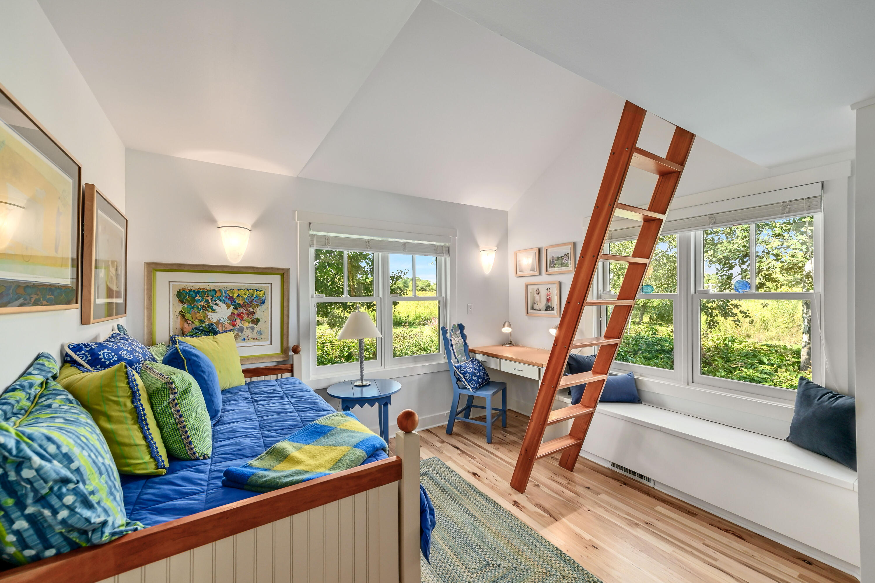 3200 West Bonniwell Road Mequon, WI 53097 - Photo 22 of 77 Bedroom 3, first floor, with loft!