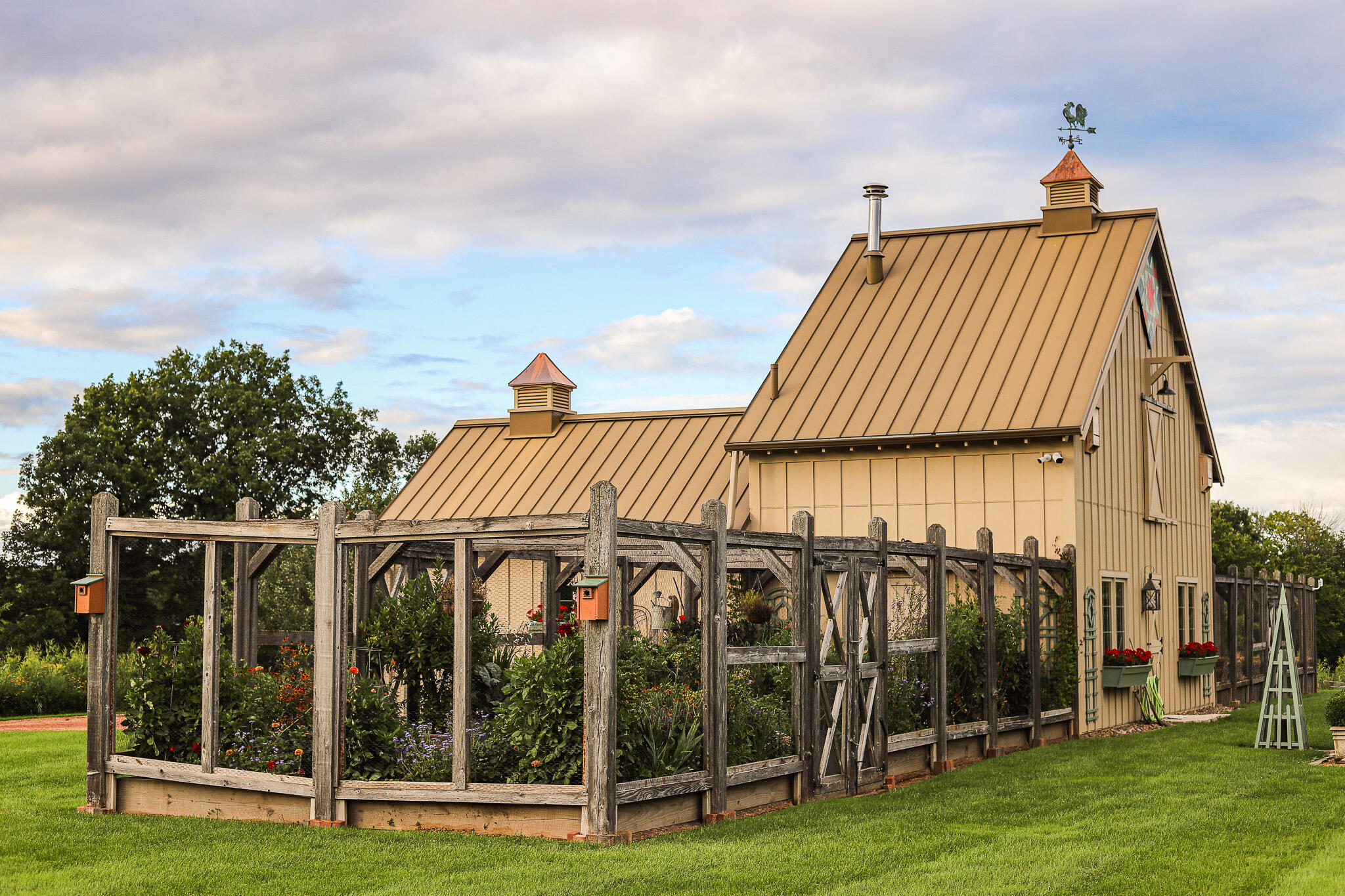 3200 West Bonniwell Road Mequon, WI 53097 - Photo 50 of 77 South-facing view of barn.