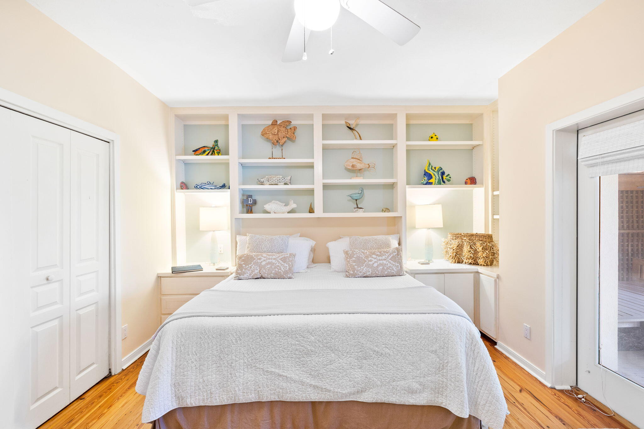 24 Bramble Grove Place Santa Rosa Beach, FL 32459 - Photo 64 of 89 a bedroom with a bed and a window