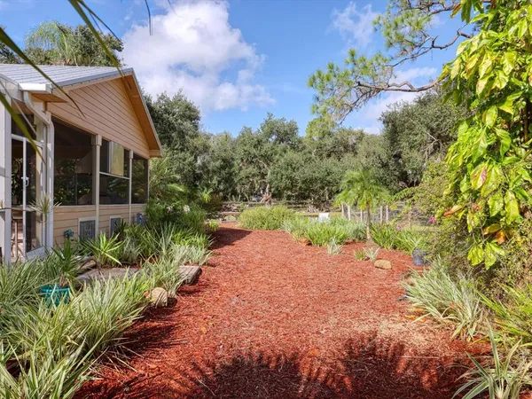 $8,000 | 4708 Hidden River Road, Sarasota, FL 34240