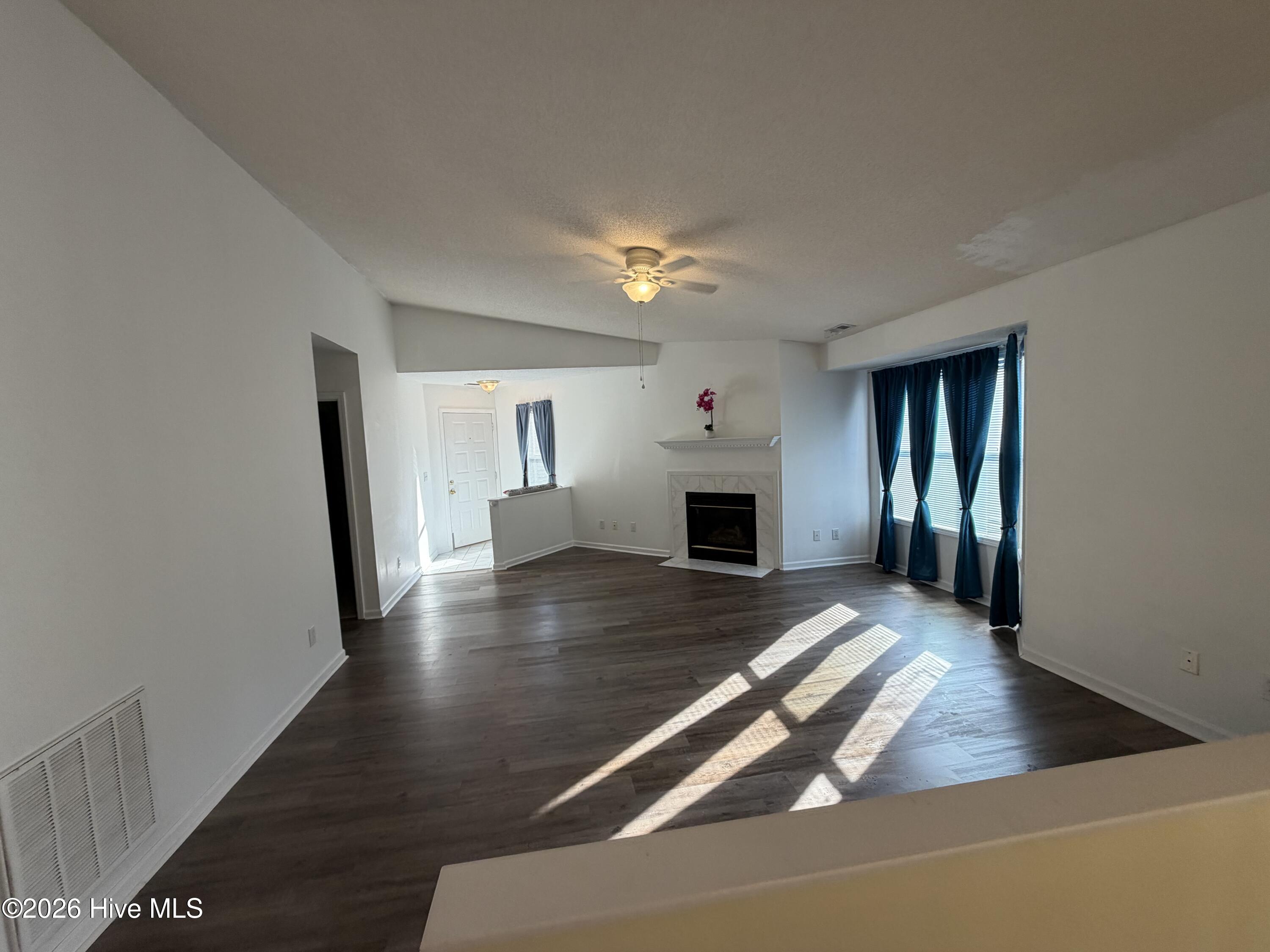 2591 Thackery Road, Unit E Greenville, NC 27858 - Photo 20 of 49 IMG_3392