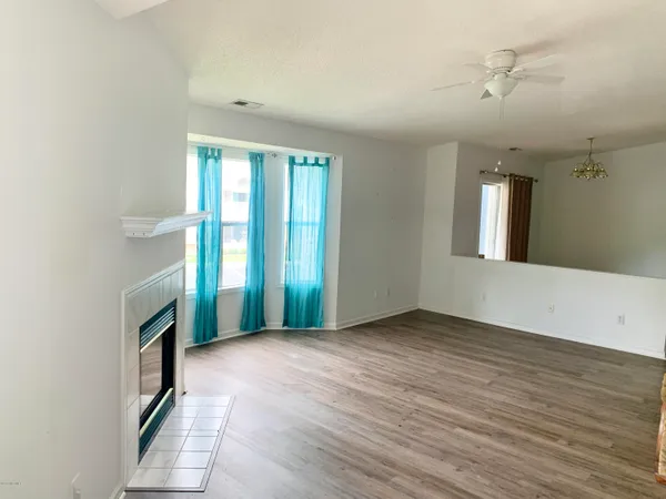 $1,250 | 2591 Thackery Road, Unit E, Greenville, NC 27858