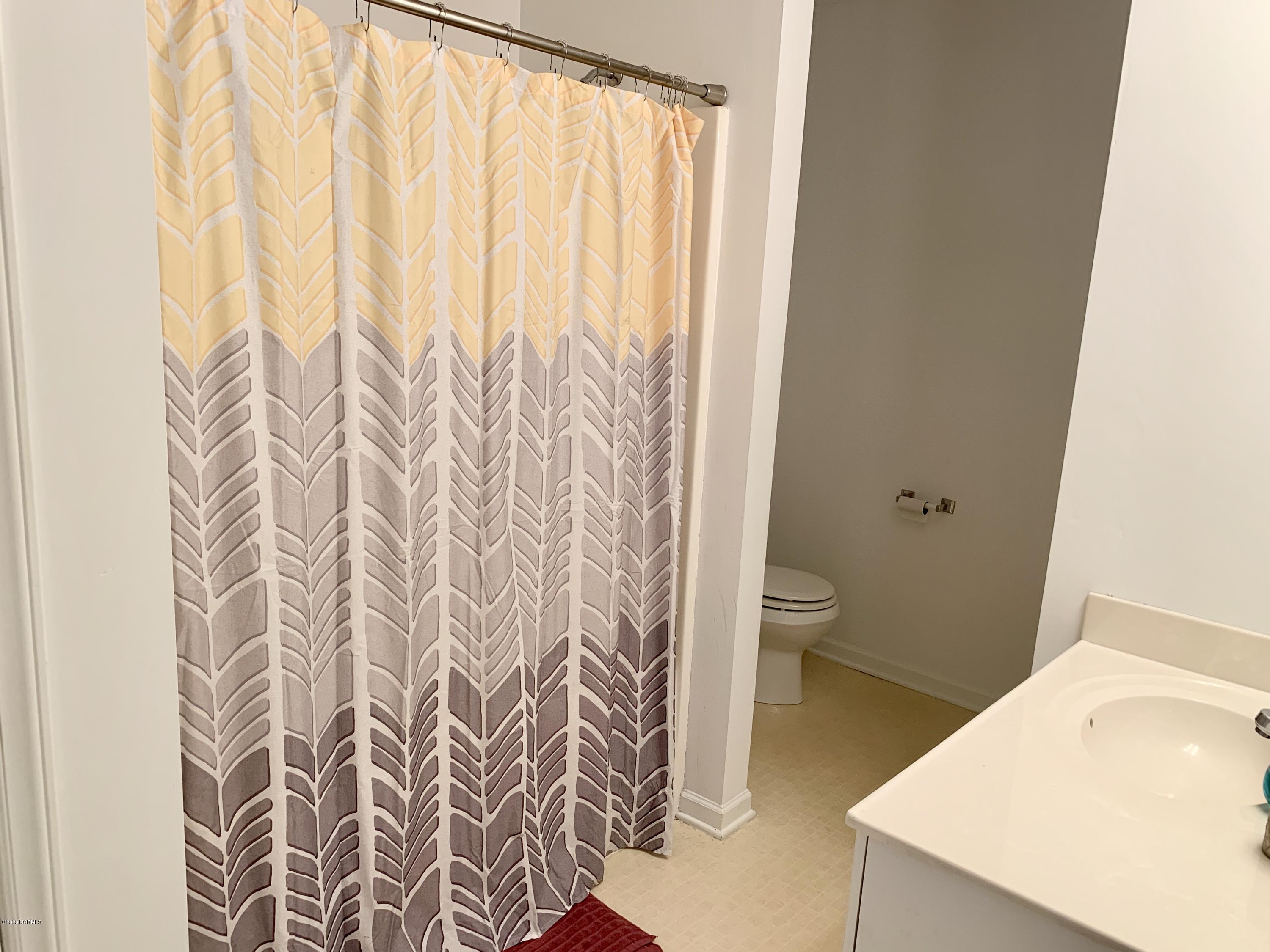 2591 Thackery Road, Unit E Greenville, NC 27858 - Photo 7 of 10 IMG_9709