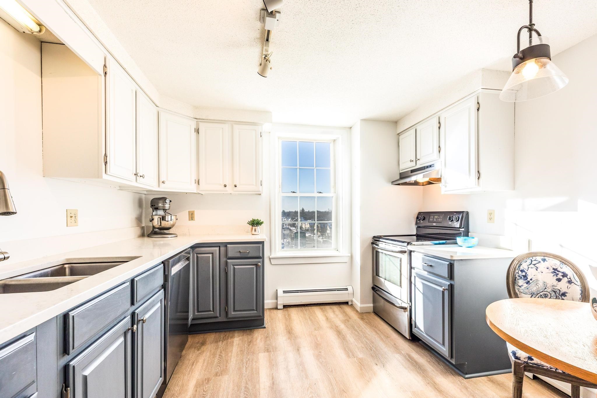 713 Central Avenue, Unit 3 Dover, NH 03820 - Photo 15 of 33