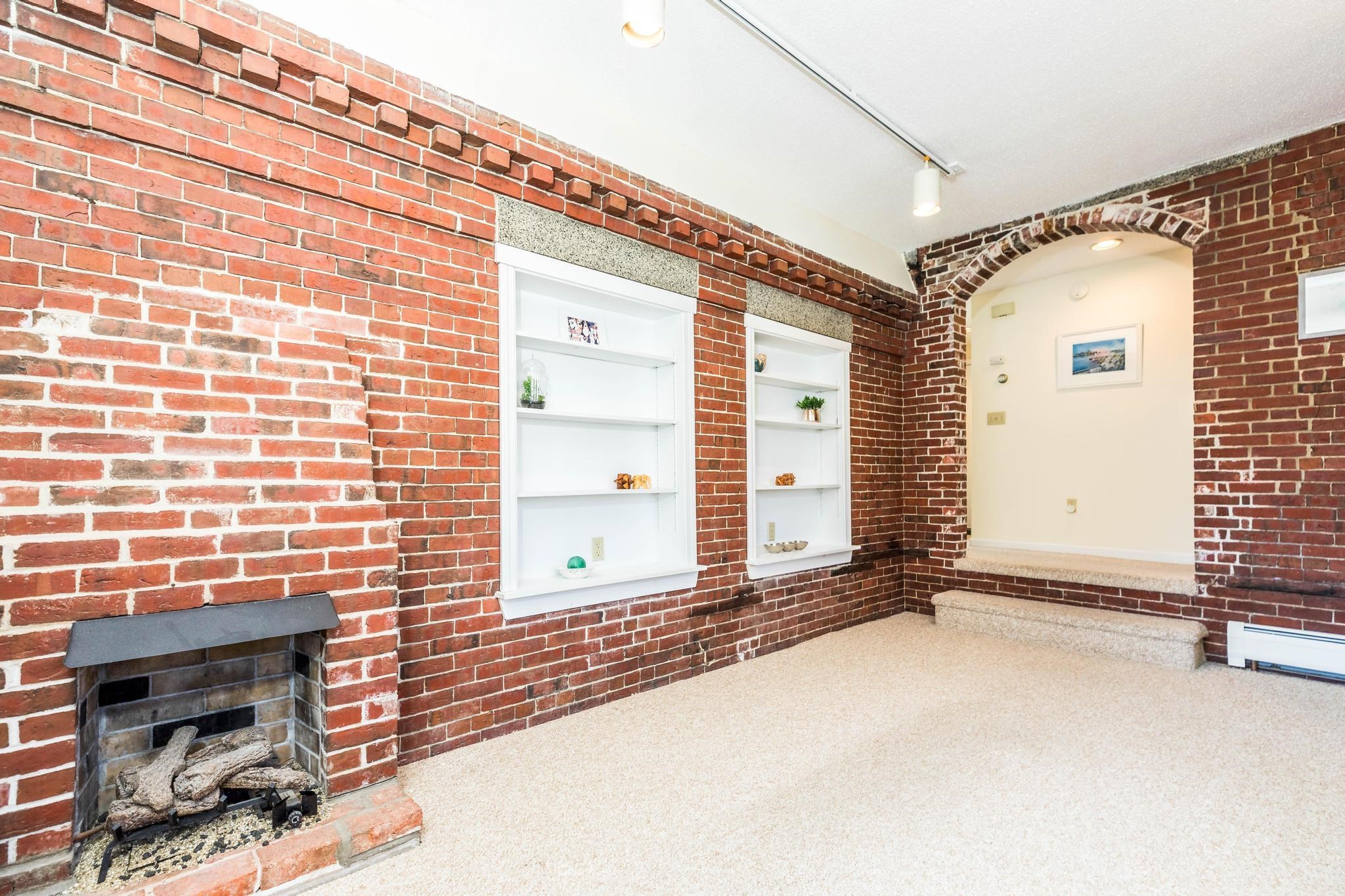 713 Central Avenue, Unit 3 Dover, NH 03820 - Photo 20 of 33