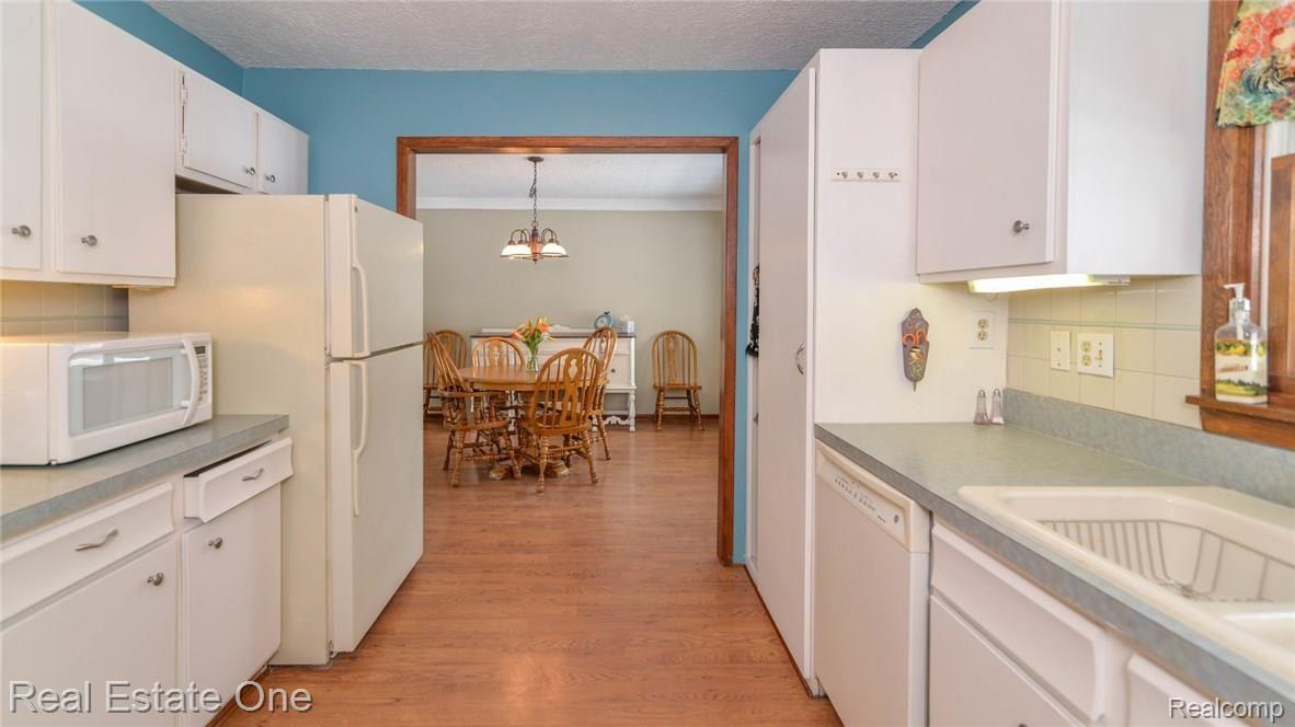 7901 Pinckney Road Pinckney, MI 48169 - Photo 18 of 42 19_9.jpg