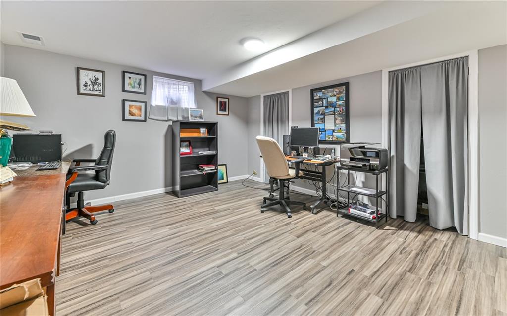 532 Perrymont Road Pittsburgh, PA 15237 - Photo 18 of 25 Gallery Image 18