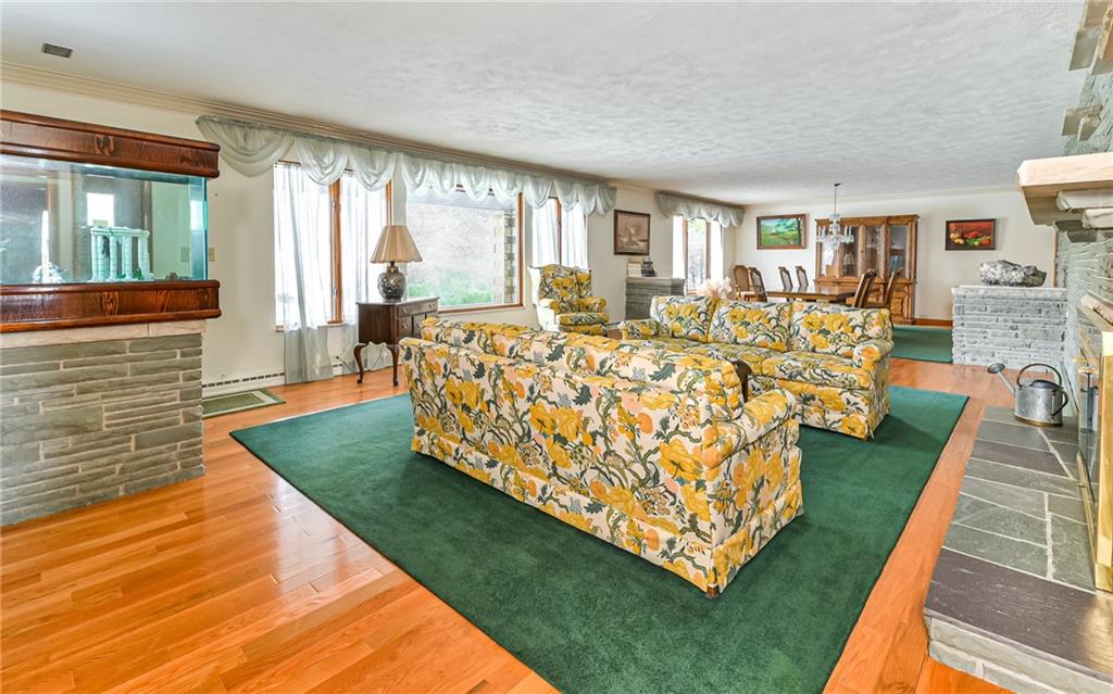 532 Perrymont Road Pittsburgh, PA 15237 - Photo 8 of 25 Gallery Image 8