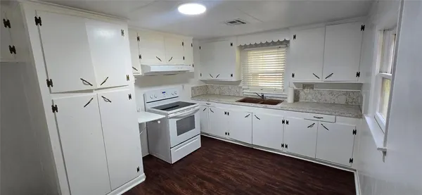 $1,150 | 2266 Young Road, Livingston, TX 77351