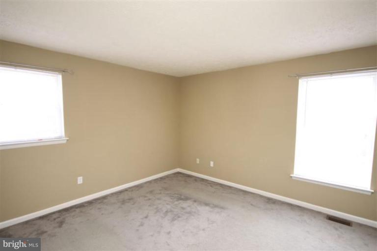 8045 Pine Ridge Road Pasadena, MD 21122 - Photo 12 of 18 Master Bedroom