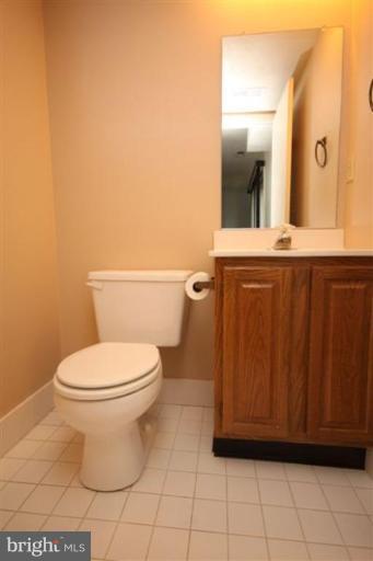 8045 Pine Ridge Road Pasadena, MD 21122 - Photo 16 of 18 Bath #2