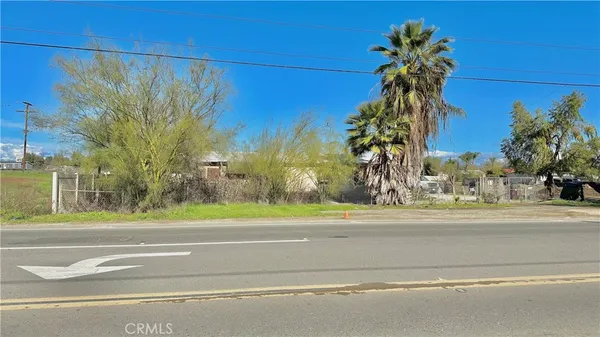 $450,000 | 21274 Cajalco Road, Perris, CA 92570