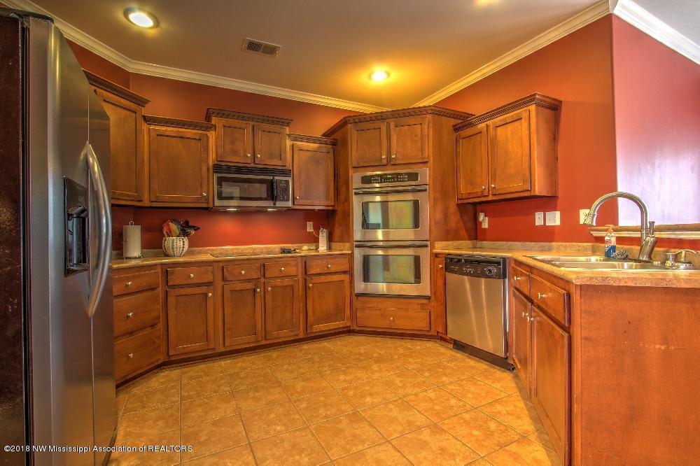 2671 Rodeo Way Nesbit, MS 38651 - Photo 11 of 33 IMG_4684_5_6
