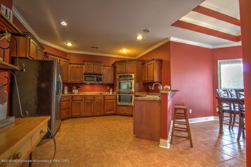 2671 Rodeo Way Nesbit, MS 38651 - Photo 10 of 33 IMG_4675_6_7