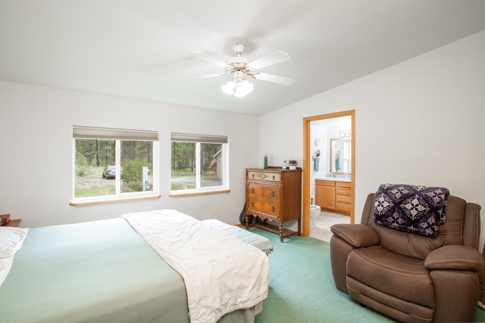 11914 North Ritchey Lane Spokane, WA 99224 - Photo 8 of 27