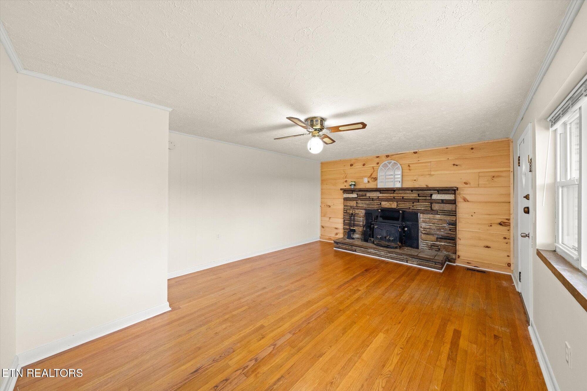 121 Kiser Road Friendsville, TN 37737 - Photo 5 of 24 05-121-Kiser-Rd-Friendsville-TN-4