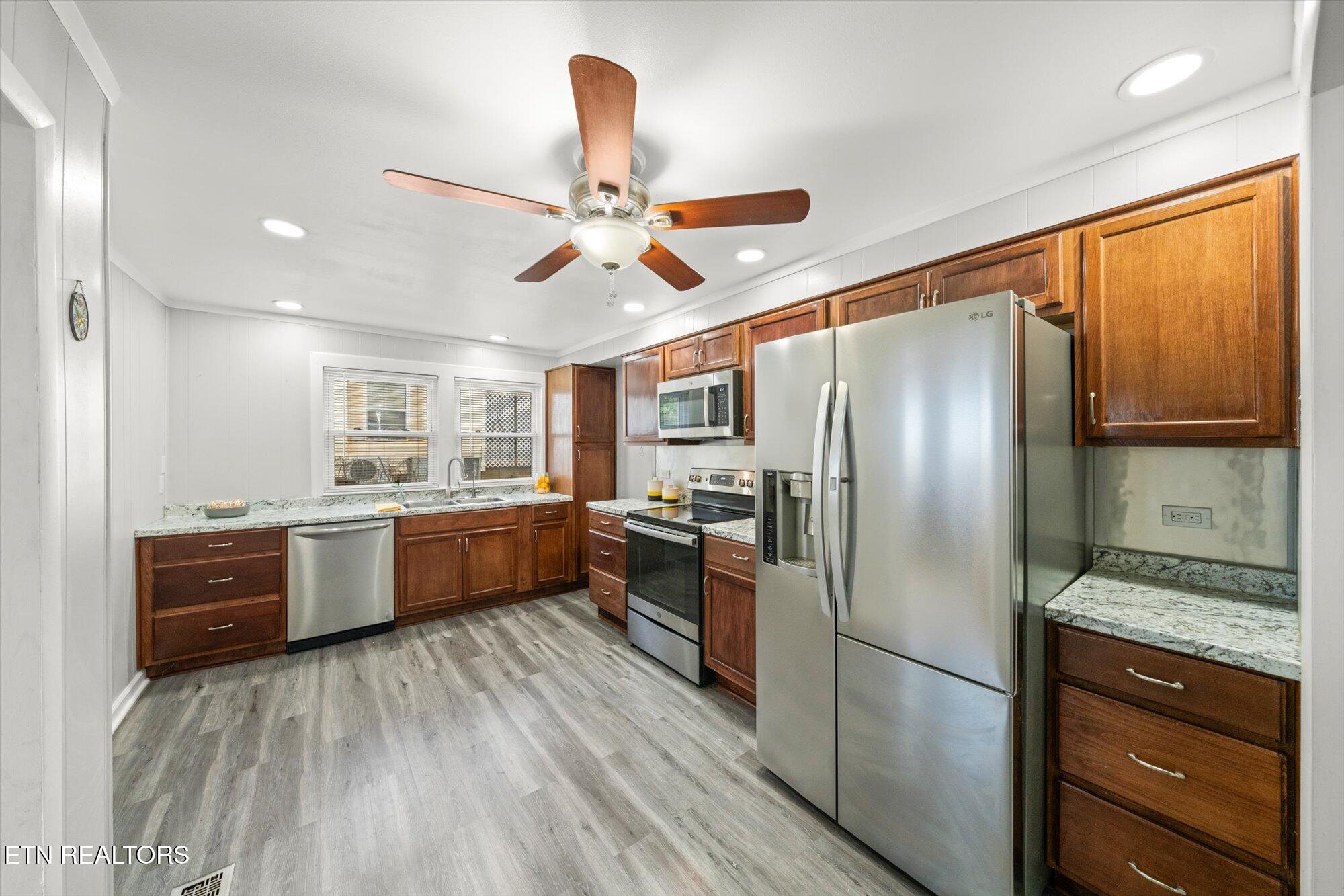 121 Kiser Road Friendsville, TN 37737 - Photo 9 of 24 09-121-Kiser-Rd-Friendsville-TN-8