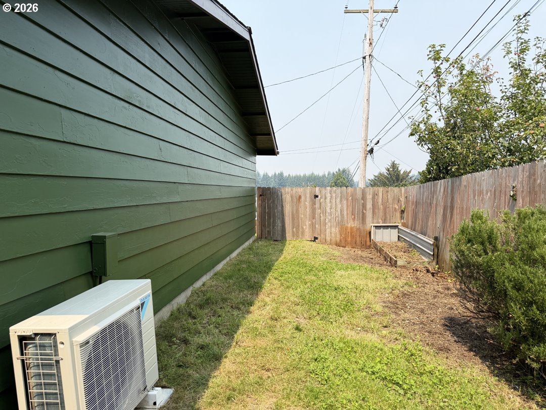 900 Rowe Street Reedsport, OR 97467 - Photo 36 of 37 Gallery Image 36