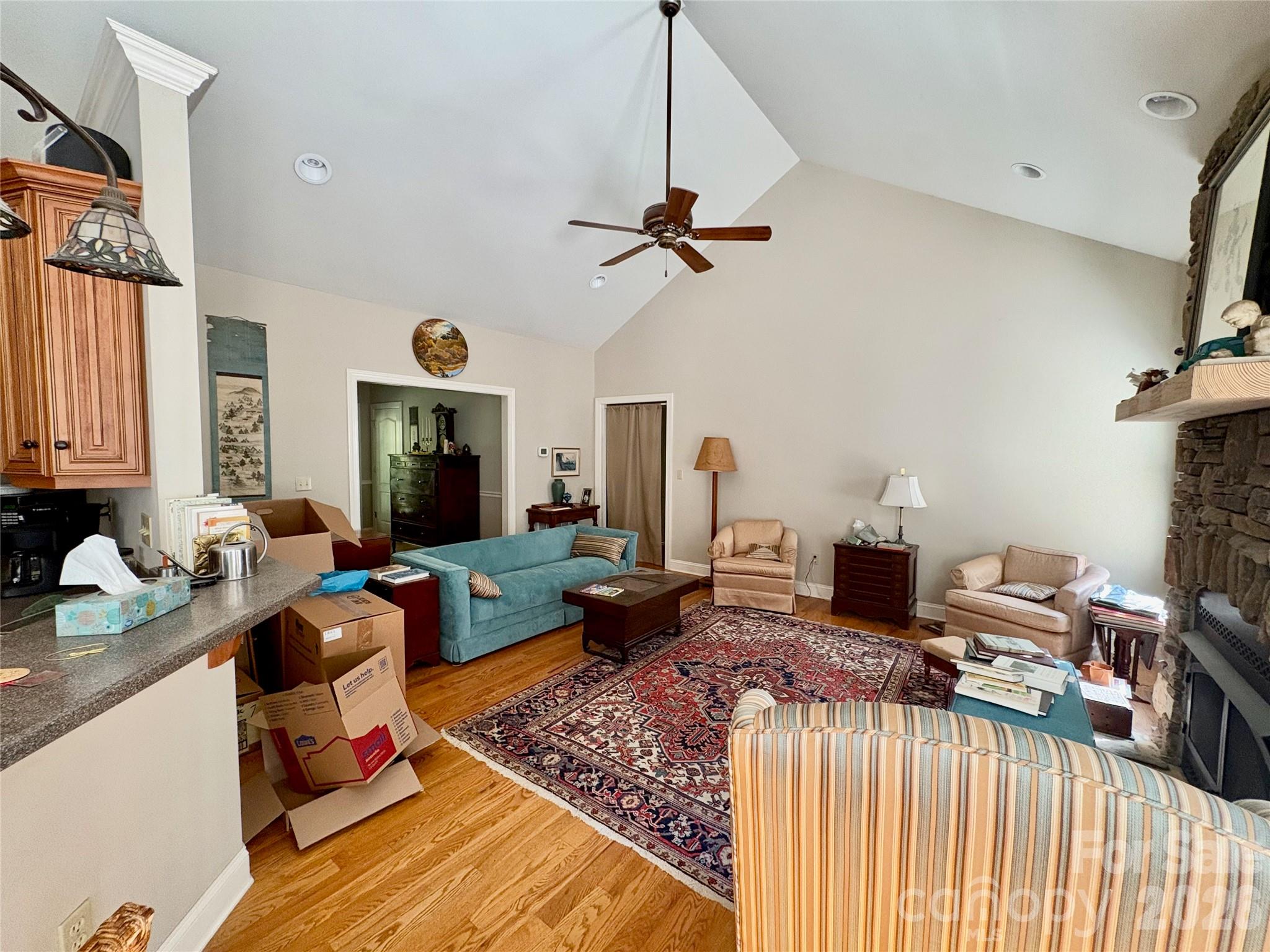 502 Pace Road Hendersonville, NC 28792 - Photo 6 of 38 Gallery Image 6
