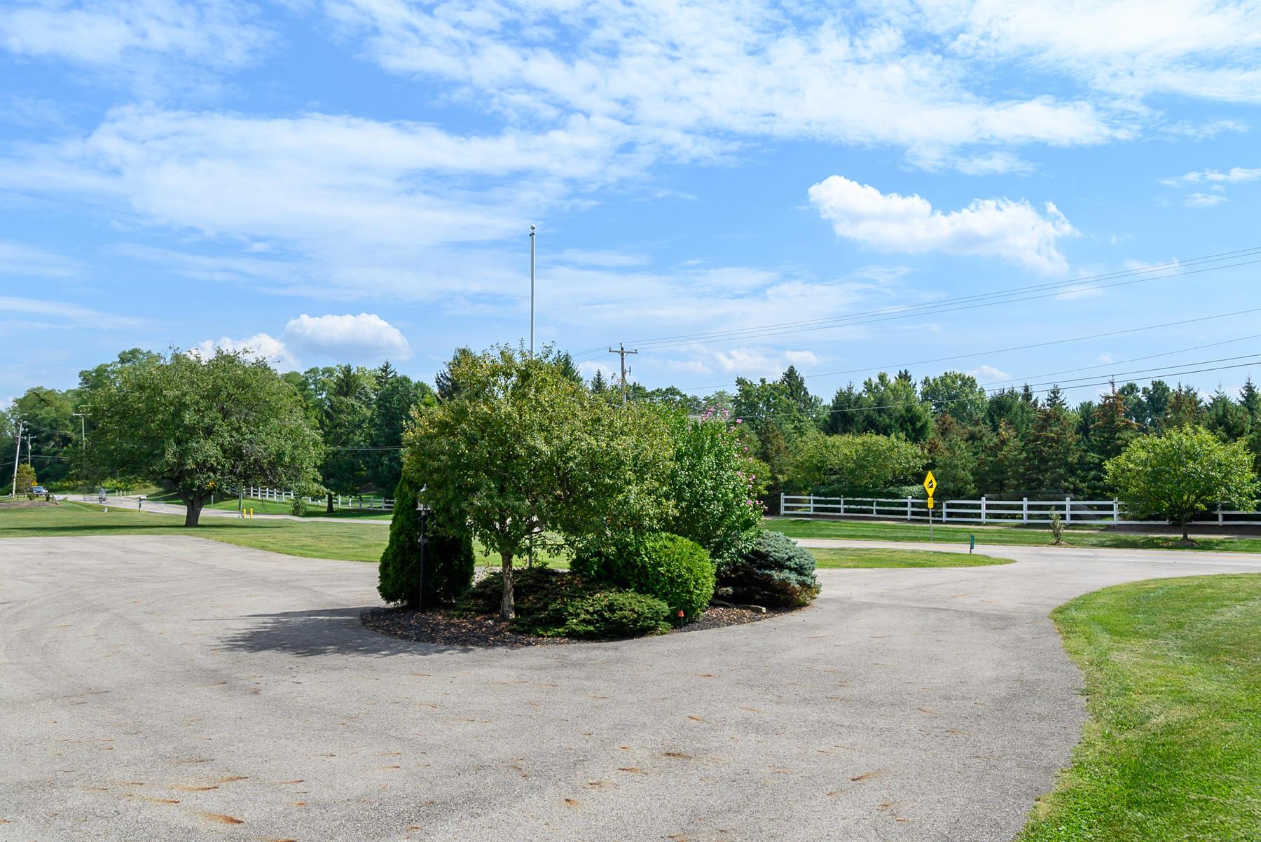 1660 Powell Road Powell, OH 43065 - Photo 24 of 56