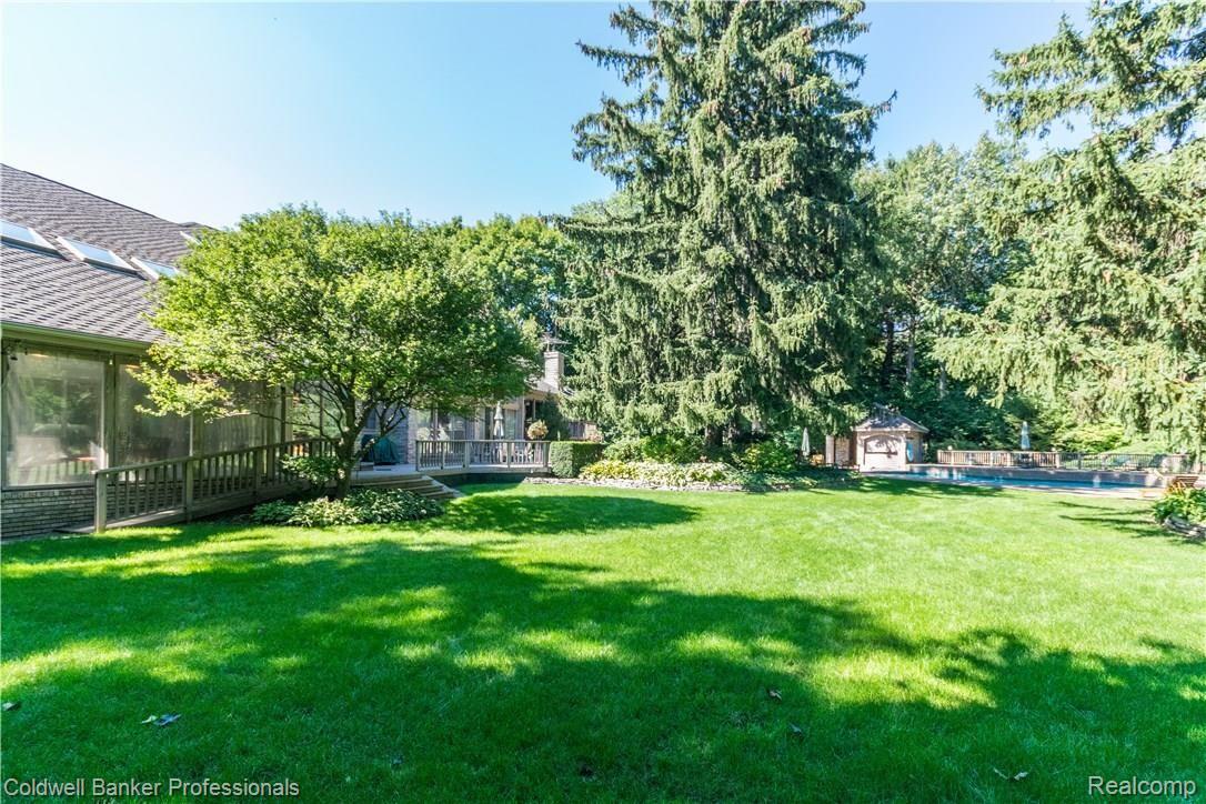 4665 Dover Road Bloomfield Hills, MI 48304 - Photo 11 of 63 4665 Dover-9.jpg