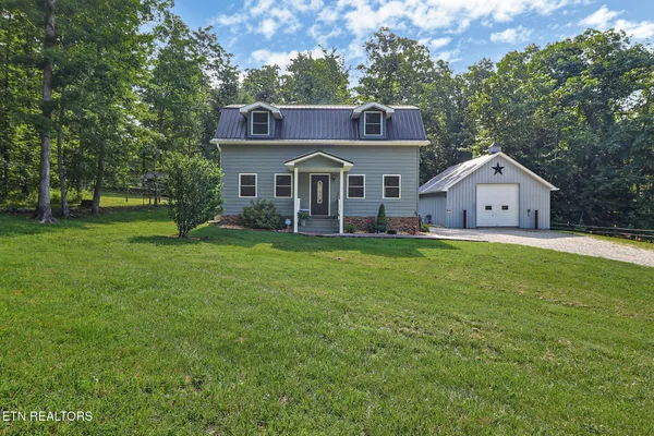 $560,000 | 213 Crouch Branch Lane, Allardt, TN 38504