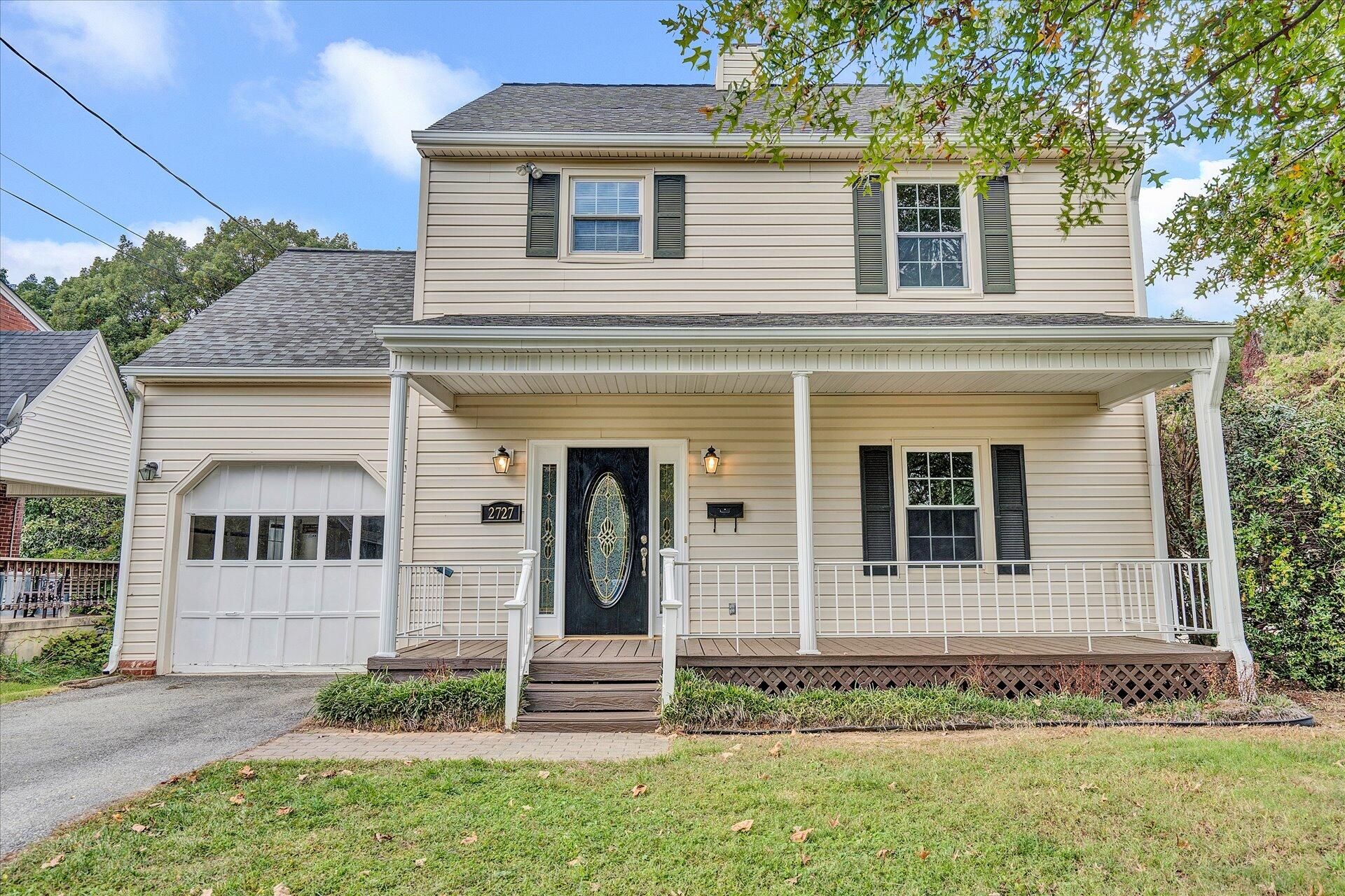 2727 Tillett Road Southwest Roanoke, VA 24015 - Photo 1 of 30 Maintenance-Free Exterior