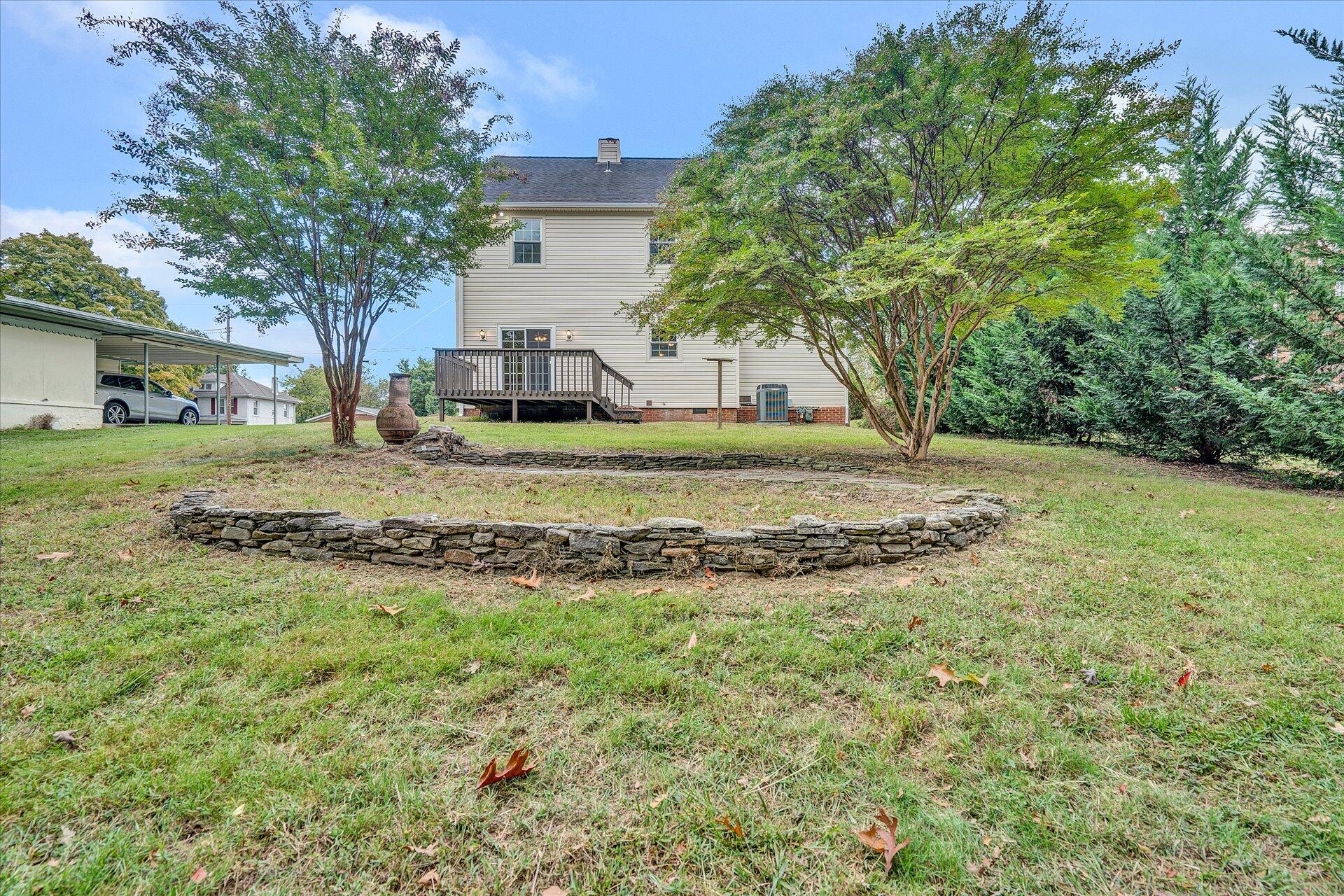 2727 Tillett Road Southwest Roanoke, VA 24015 - Photo 29 of 30 HUGE backyard!