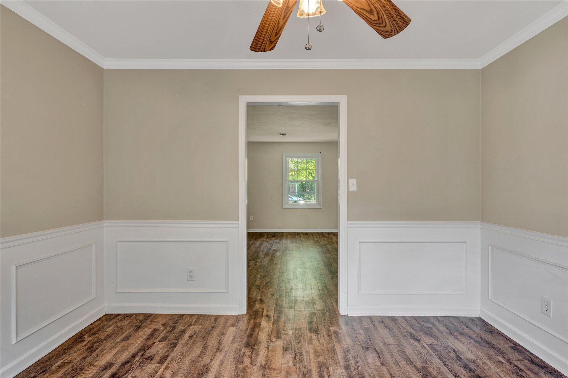 2727 Tillett Road Southwest Roanoke, VA 24015 - Photo 8 of 30 Dining Room