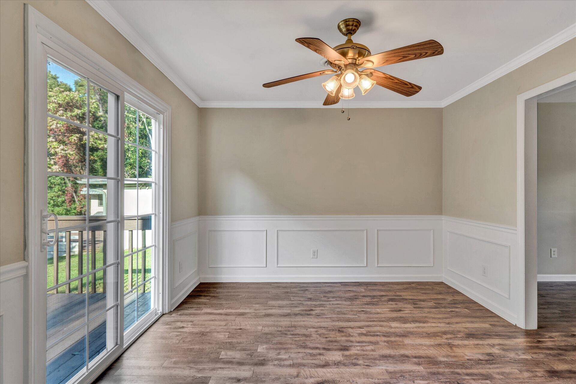 2727 Tillett Road Southwest Roanoke, VA 24015 - Photo 9 of 30 Dining Room