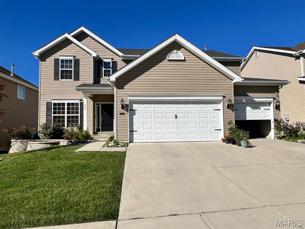 330 Wilhelmine Court Ballwin, MO 63021 - Photo 2 of 33