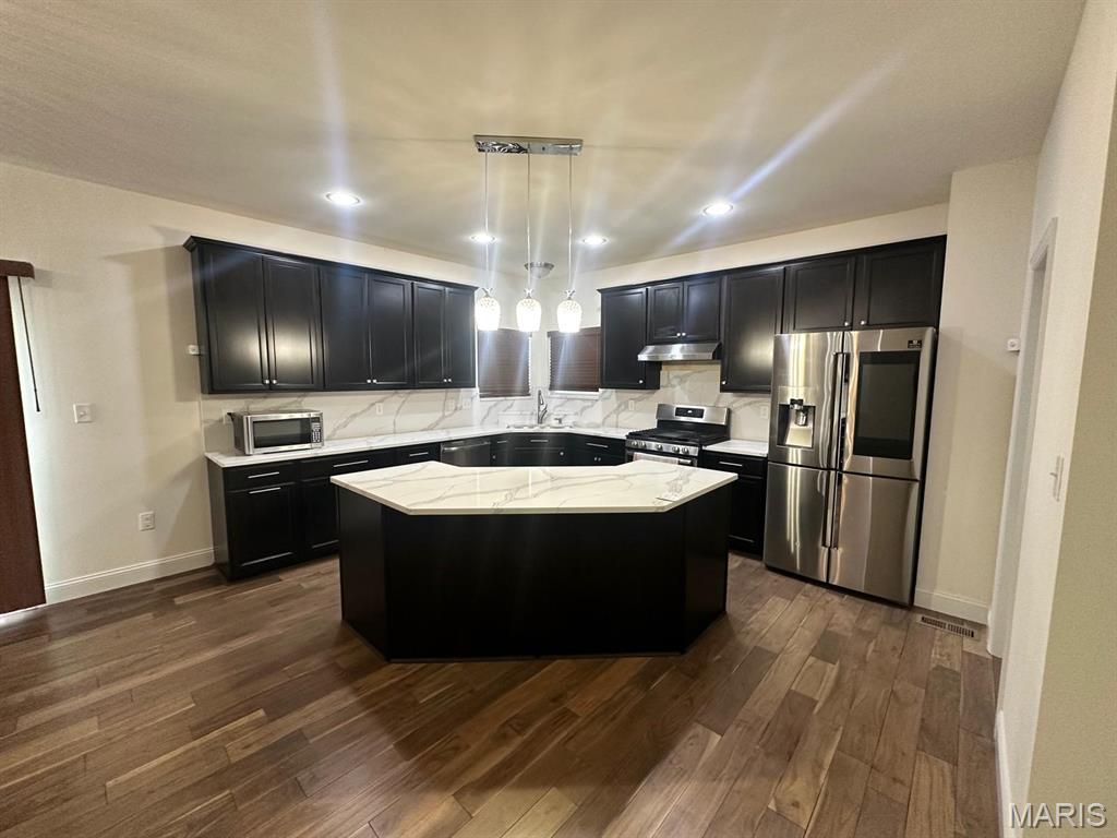 330 Wilhelmine Court Ballwin, MO 63021 - Photo 6 of 33