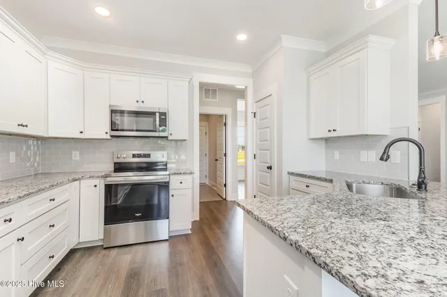 $344,400 | 47 Royal Avenue, Selma, NC 27576