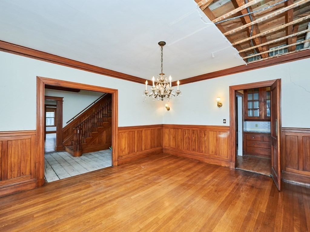 216 Common Street Watertown, MA 02472 - Photo 8 of 33 Gallery Image 8