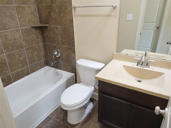 $315,000 | 17231 Forest Ridge Point, Houston, TX 77084