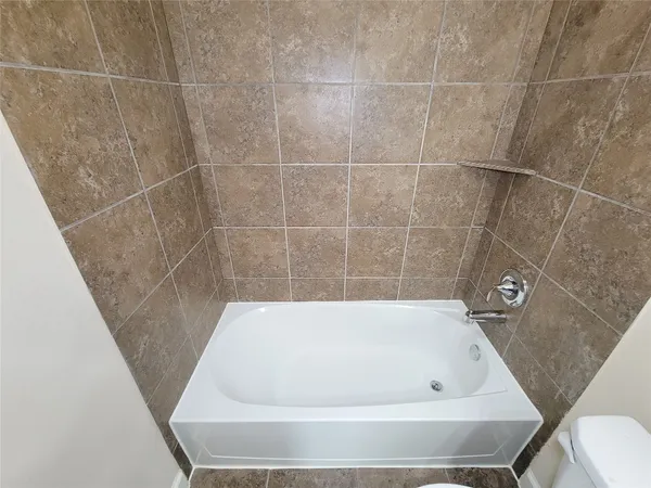 $315,000 | 17231 Forest Ridge Point, Houston, TX 77084