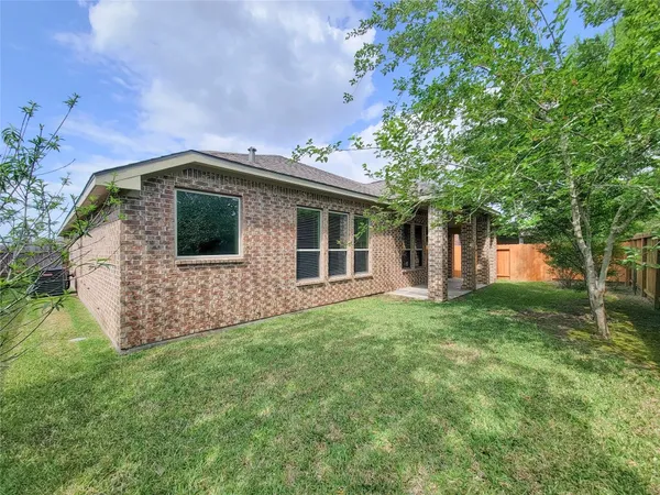 $315,000 | 17231 Forest Ridge Point, Houston, TX 77084