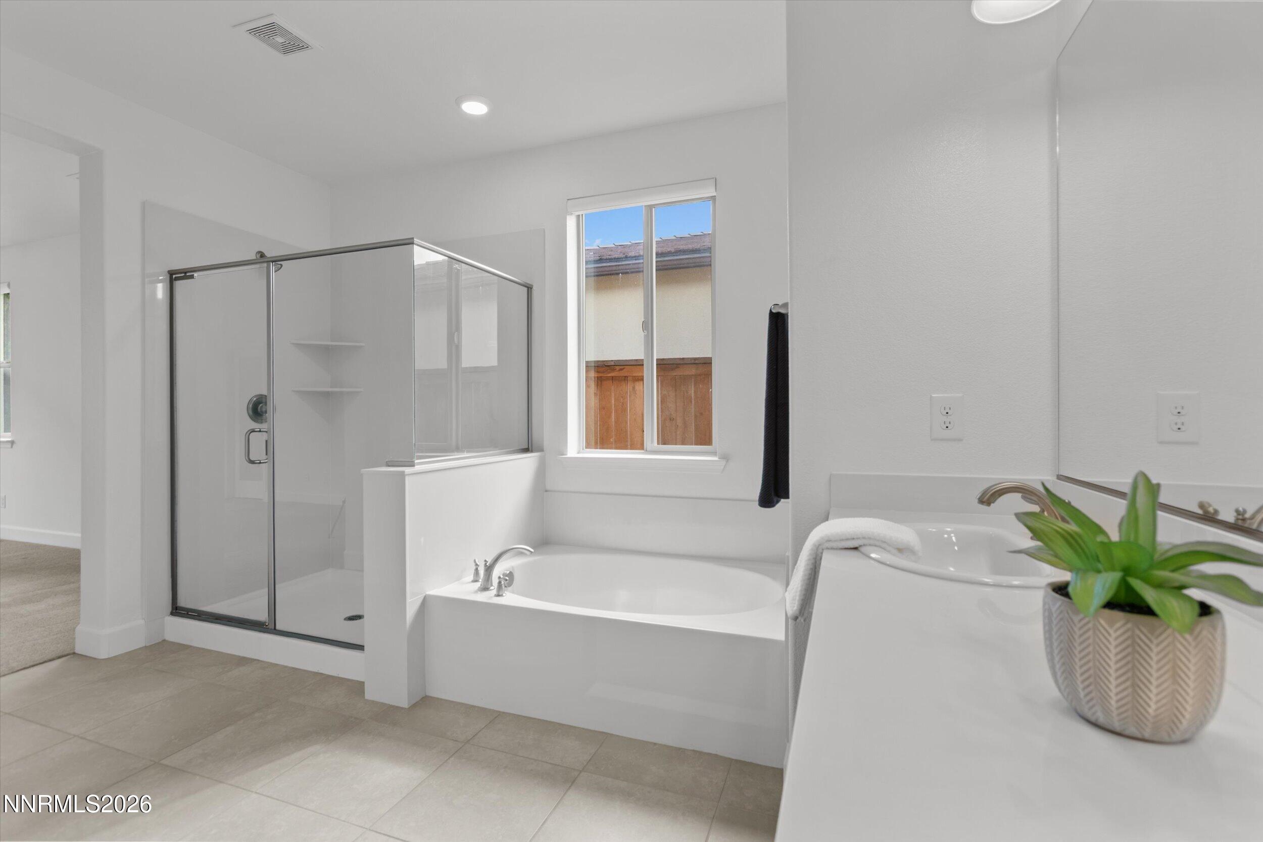 8865 Winter Peace Court Reno, NV 89523 - Photo 3 of 50 38-0Y7A5763