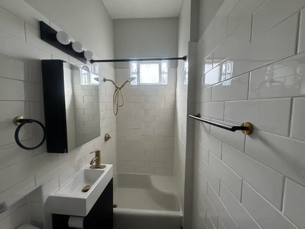 $1,350 | 2431 South 34th Street, Unit 2431, Milwaukee, WI 53215