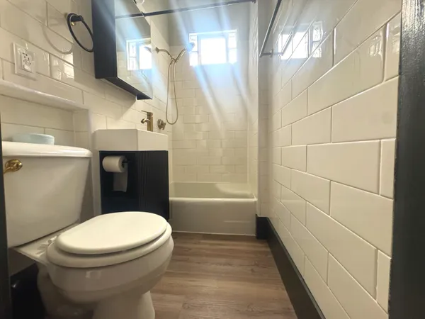 $1,350 | 2431 South 34th Street, Unit 2431, Milwaukee, WI 53215
