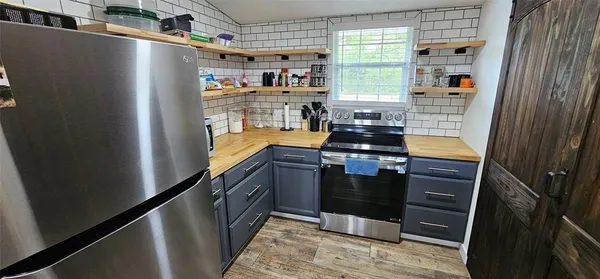 $159,900 | 225 South Ave D Avenue, Cross Plains, TX 76443