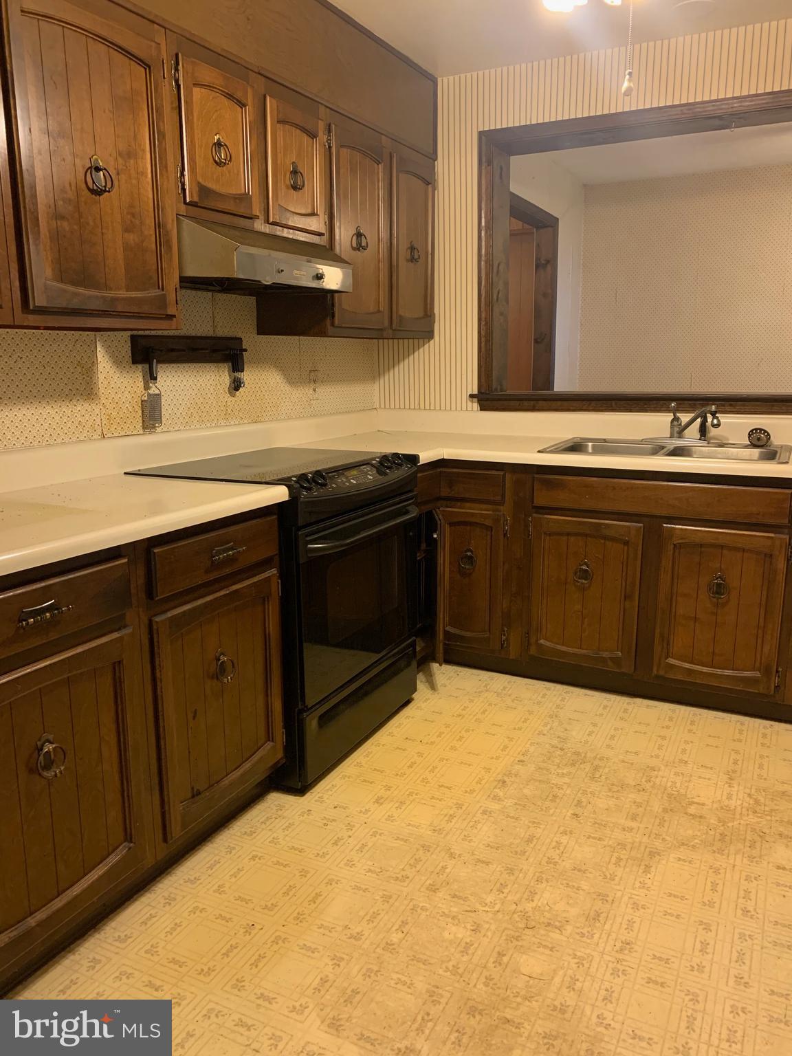 1971 Church Creek Road Cambridge, MD 21613 - Photo 20 of 35 Kitchen