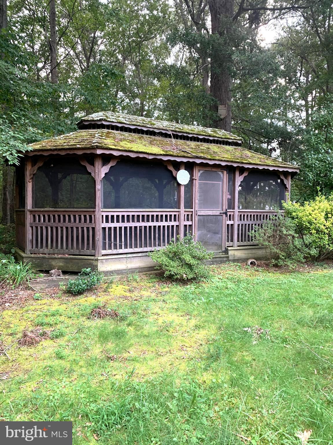 1971 Church Creek Road Cambridge, MD 21613 - Photo 10 of 35 Screened Gazebo