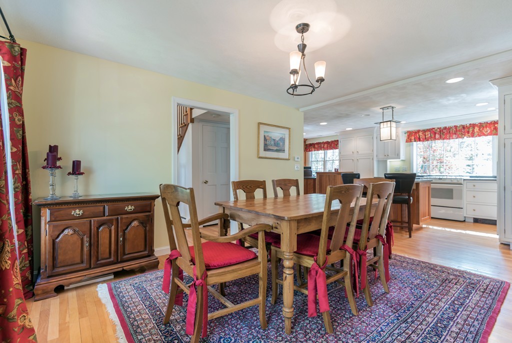 65 Berkeley Road North Andover, MA 01845 - Photo 8 of 30 Gallery Image 8