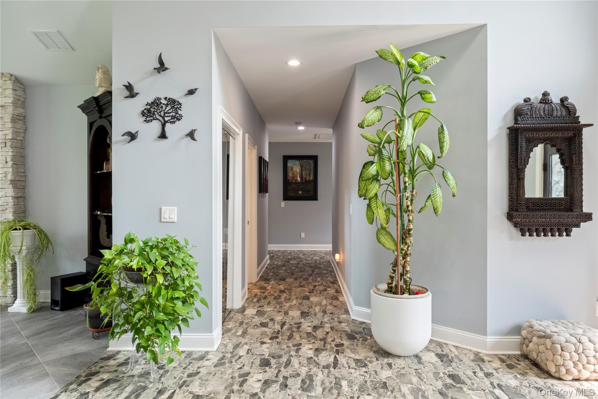 174 Webber Road Coxsackie, NY 12058 - Photo 14 of 50 a vase of flowers sitting on a table