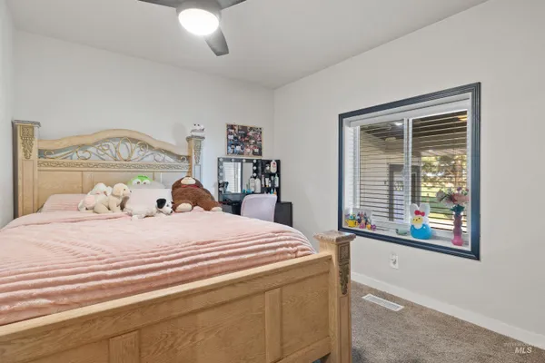 $975,500 | 61 South 400th Street West, Burley, ID 83318